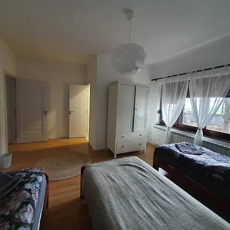 בית הארחה Che Private Banovci *