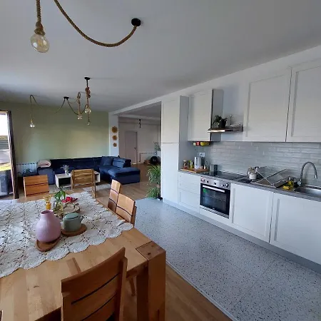 Che Private Banovci בית הארחה Novi Banovci