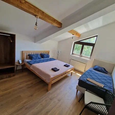 Che Private Banovci * Novi Banovci